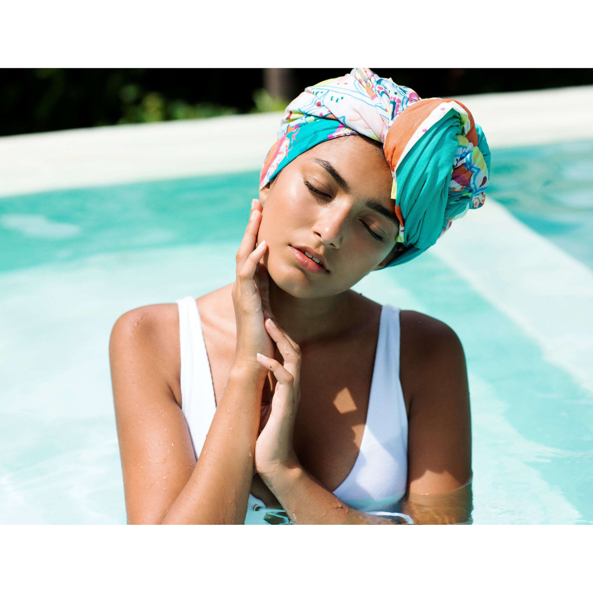 ROSANA SARONG