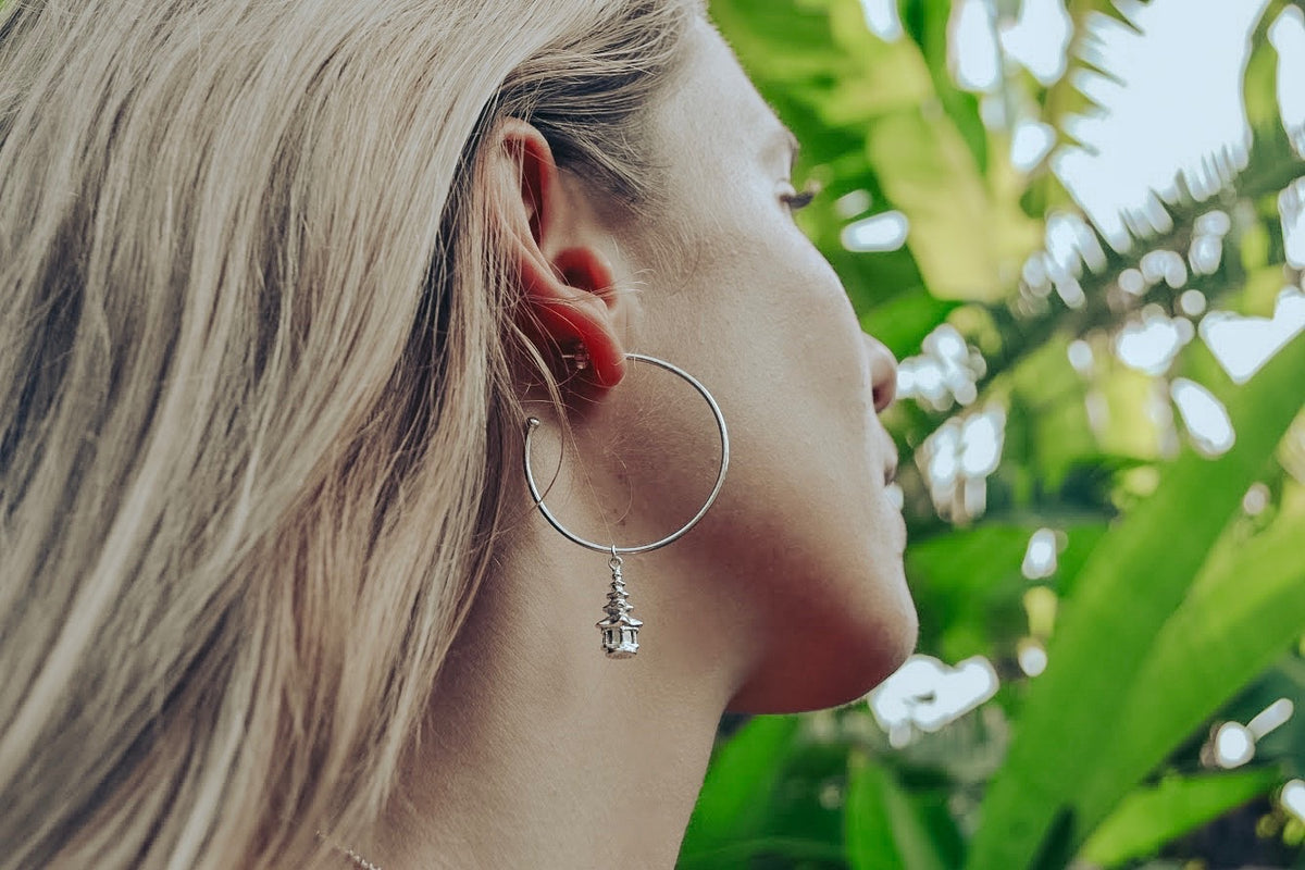 MERU HOOPS