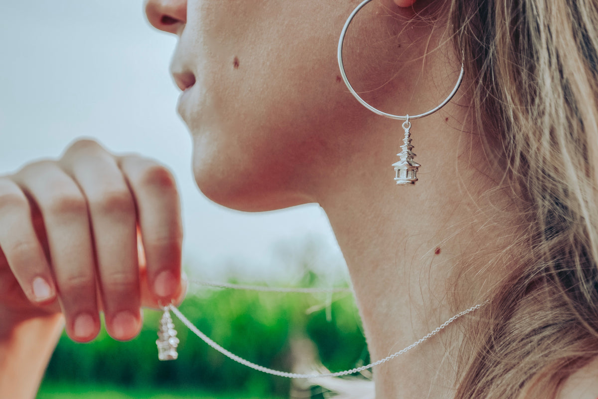 MERU HOOPS