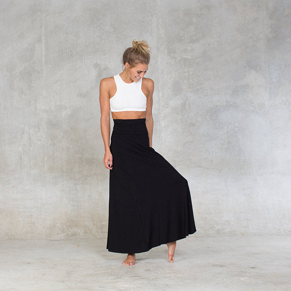 CIRCULAR SKIRT & DRESS